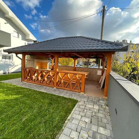 Apartmani Daisy Велика-Горица Экстерьер фото